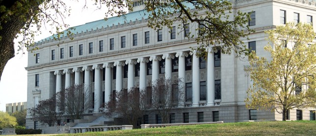 WilliamsAdminBuilding900